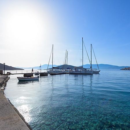 Villa Admiral'S House Chalki Town Exterior foto