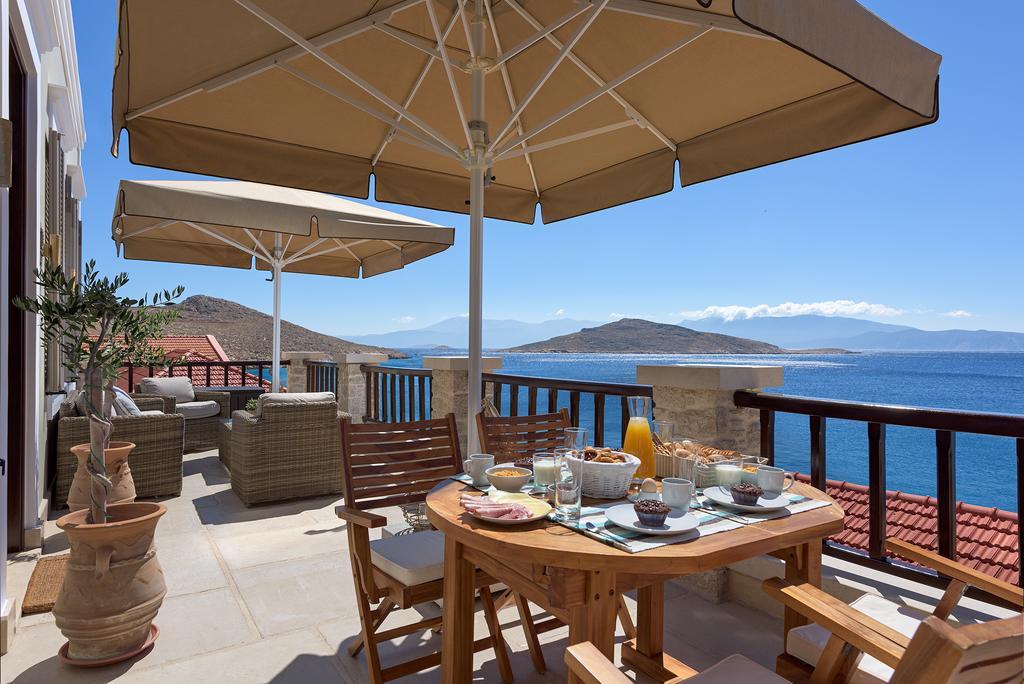 Villa Admiral'S House Chalki Town Exterior foto