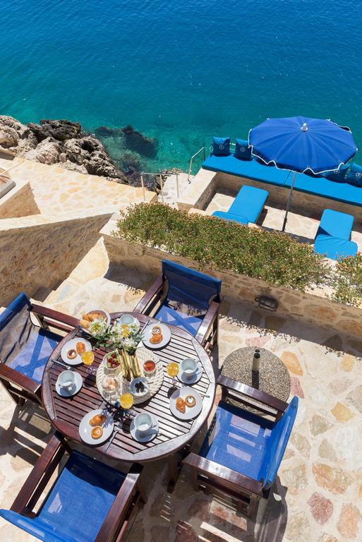 Villa Admiral'S House Chalki Town Exterior foto
